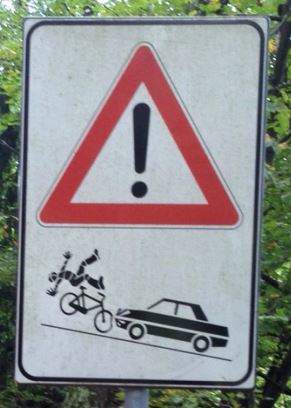 Verkehrsschild im Trentino/Italien